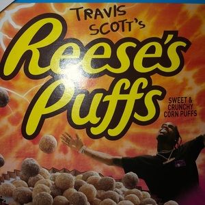 Travis Scott (ASTROWORLD) reeses puffs